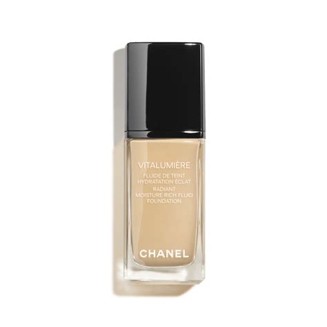 chanel vitalumiere moisture rich foundation|chanel radiant foundation ingredients.